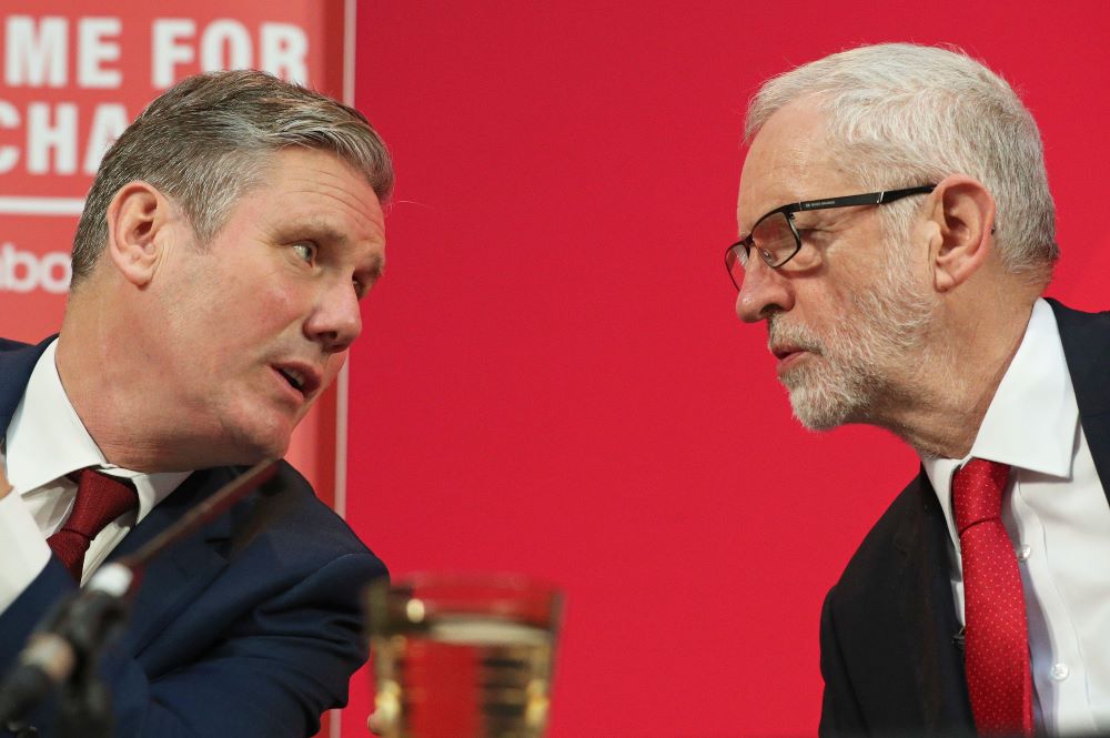 Jeremy Corbyn and Keir Starmer. (Alamy)